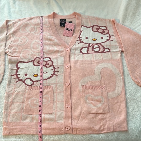 Hello Kitty Super Cute Pink Cardigan - Picture 6 of 6